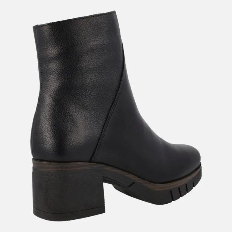 Botines de piel para mujer Paula Urban con tacones de goma