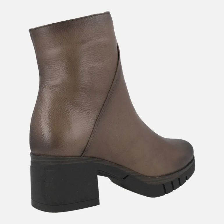 Botines de piel para mujer Paula Urban con tacones de goma