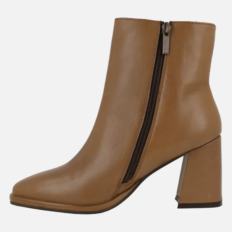Botines de piel para mujer con tacones de 8 cms