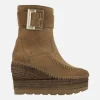 Botines de serraje con adorno de maxi hebilla y plataforma de yute