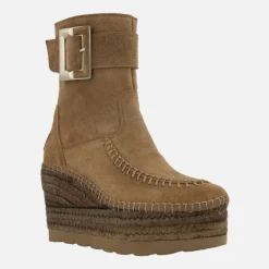 Botines de serraje con adorno de maxi hebilla y plataforma de yute