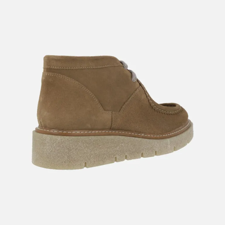 Botines de serraje con cordones estilo Wallabee