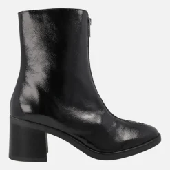 Botines de tacón en charol negro con cremallera frontal