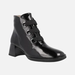 Botines de tacón en charol con cordones Hispanitas Milan