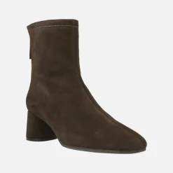 Botines de tacón medio en piel serraje Doha