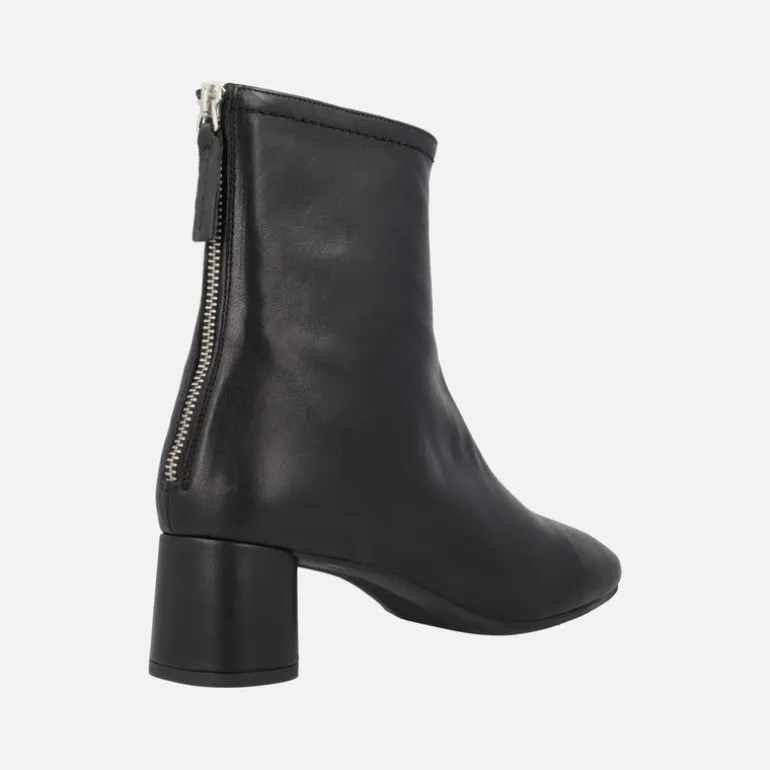 Botines de tacón medio en piel negra Doha
