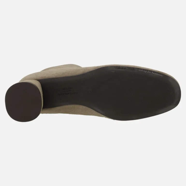 Botines de tacón medio en piel serraje Doha