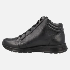 Botines deportivos en piel negra con membrana Gore-tex