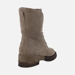 Botines joya con cordones Alma en pena en serraje taupe