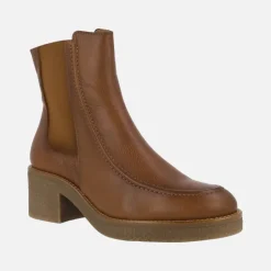 Botines marrones de piel con elástico y cremallera