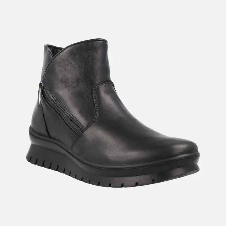 Botines negros de piel con cremallera lateral y membrana impermeable GORE-TEX