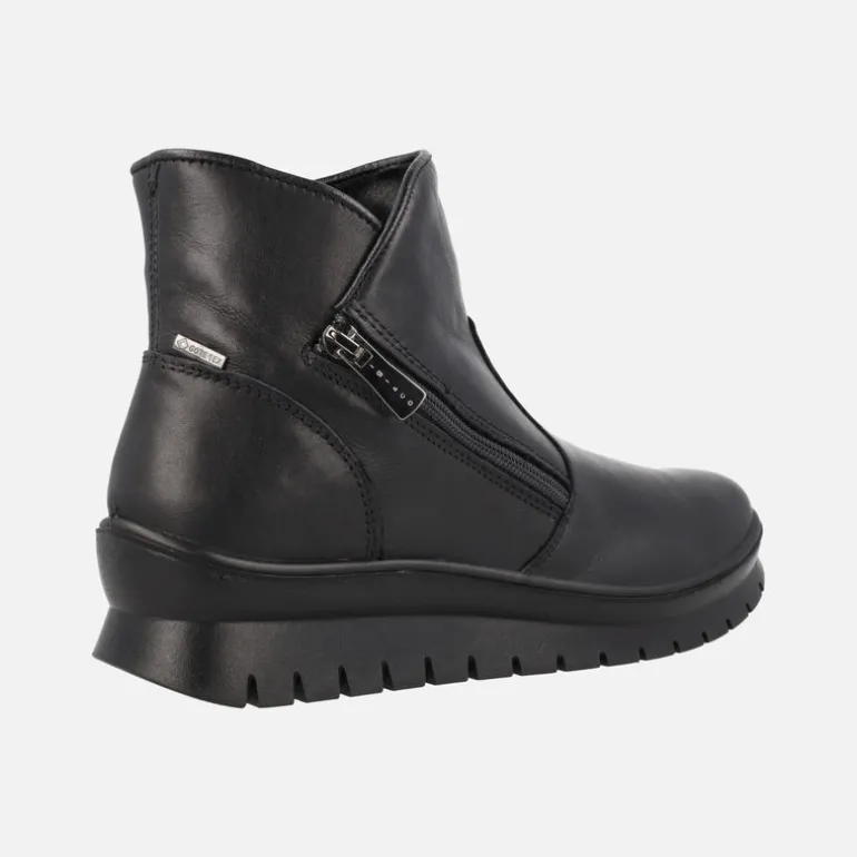 Botines negros de piel con cremallera lateral y membrana impermeable GORE-TEX