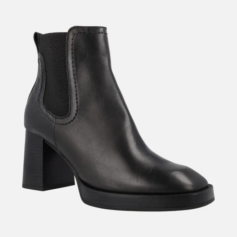 Botines negros de piel estilo chelsea con tacón alto