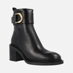 Botines negros de piel Evolet con adorno metálico y tacones de 7 cms
