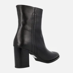 Botines negros de piel para mujer con tacones de 8 cms Harika