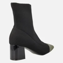 Botines negros estilo calcetín con puntera dorada y tacón Vanlose