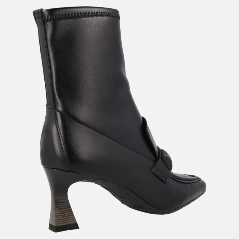 Botines strech negros con caña elástica y adorno