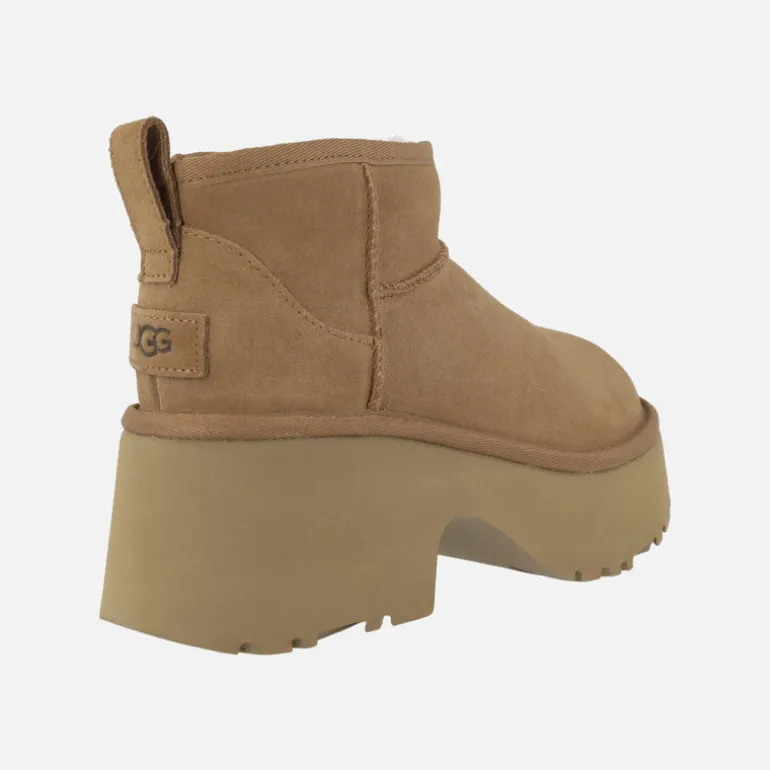 Botines UGG Classic Ultra Mini New heights con tacón