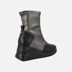 Botines Wonders India con cuña Extralight