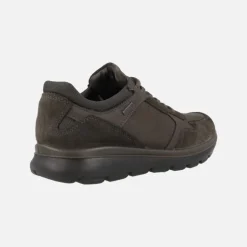 Deportivas para hombre en piel marrón con membrana GORE-TEX