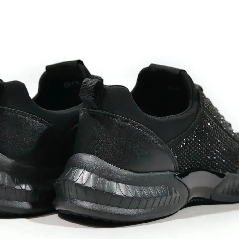 Deportivas para mujer con detalles de strass