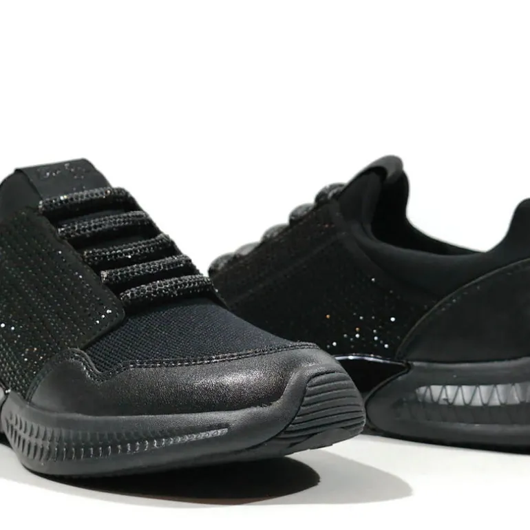 Deportivas para mujer con detalles de strass