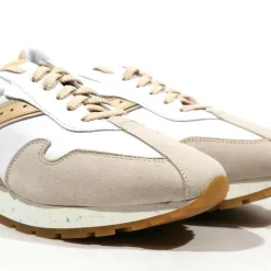 Deportivos combinados estilo retro para mujer