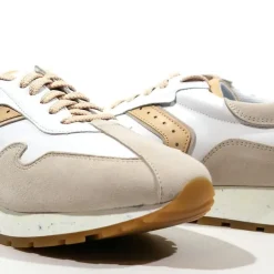 Deportivos combinados estilo retro para mujer
