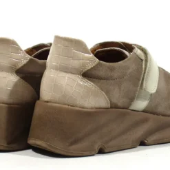 Deportivos combinados para mujer con velcro