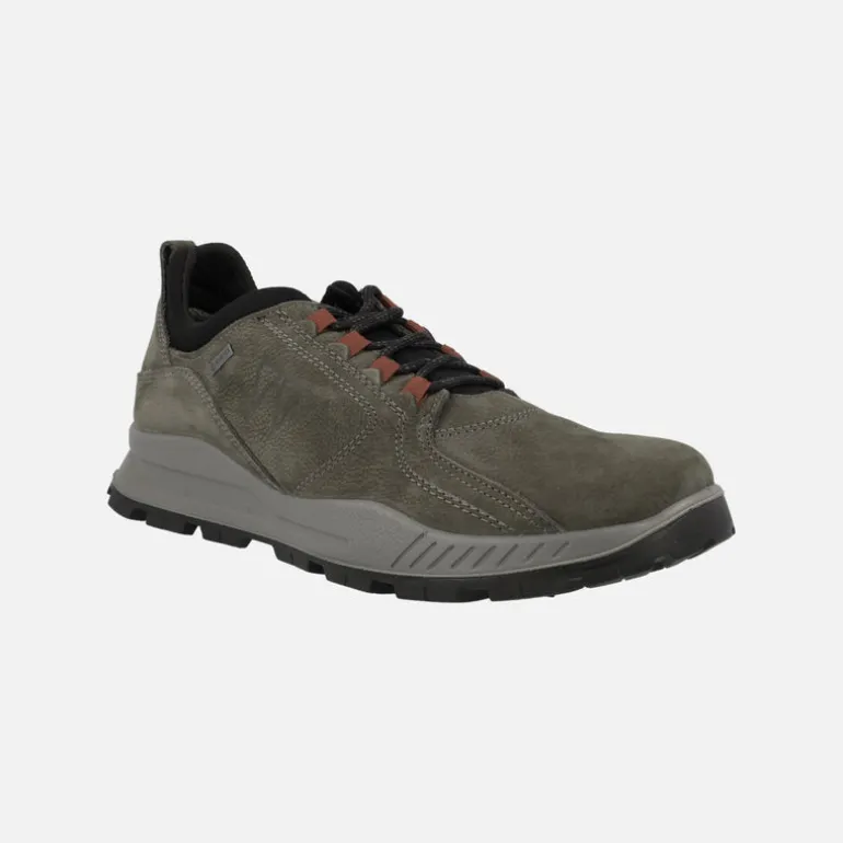 Deportivos de nobuck para hombre con cordones y membrana impermeable