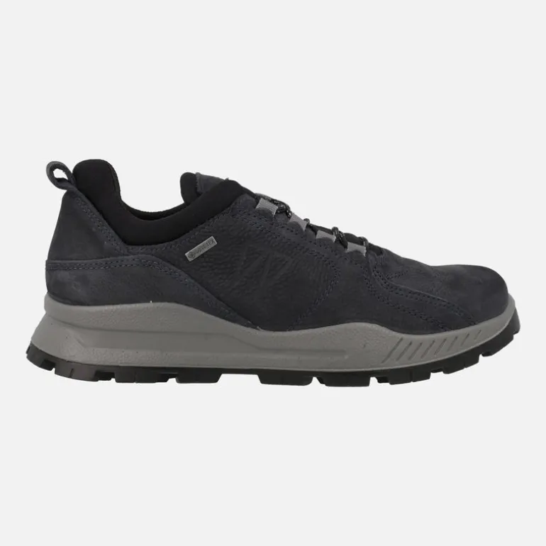 Deportivos de nobuck para hombre con cordones y membrana impermeable