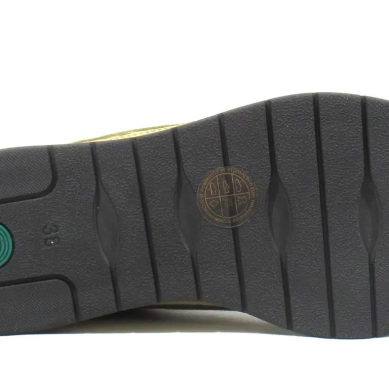 Deportivos Fati en combinado verde para mujer