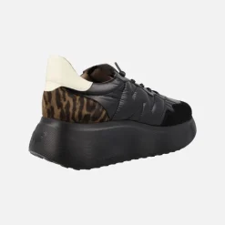 Deportivos negros en tejido acolchado y animal print