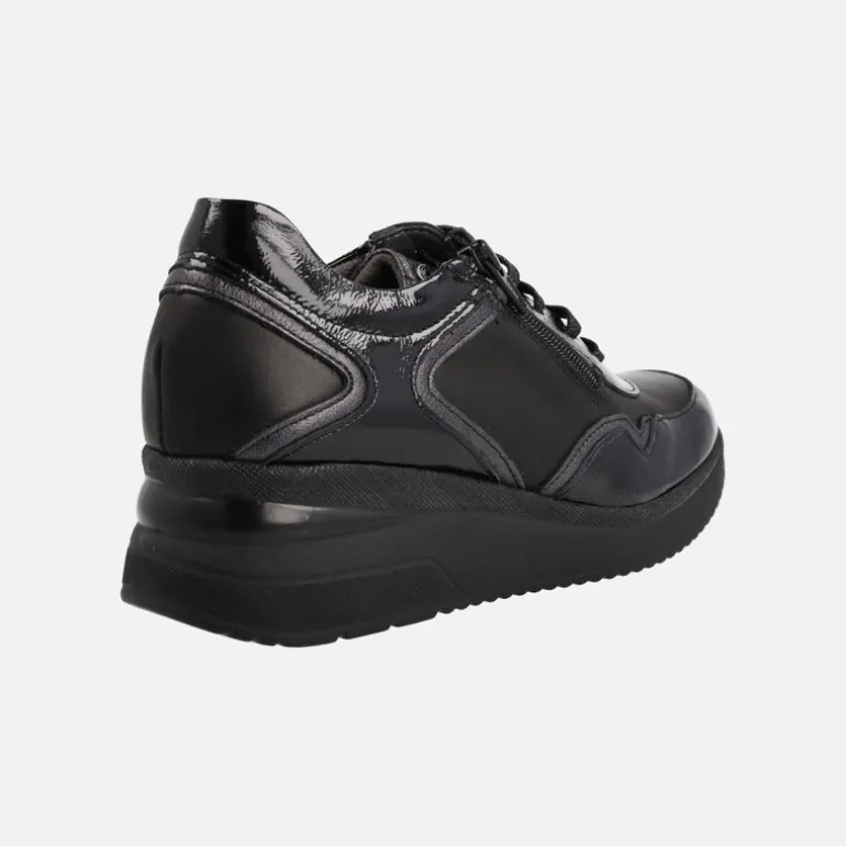 Deportivos negros multi material con cordones y cremallera