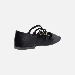 Merceditas negras de terciopelo con tres tiras al empeine