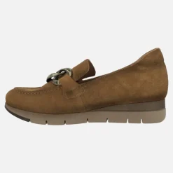 Mocasines Burat de serraje marrón con adorno de cadena