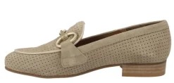Mocasines con picados y adorno metálico Vileya
