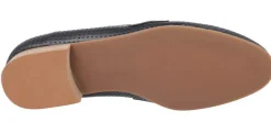 Mocasines con picados y adorno metálico Vileya