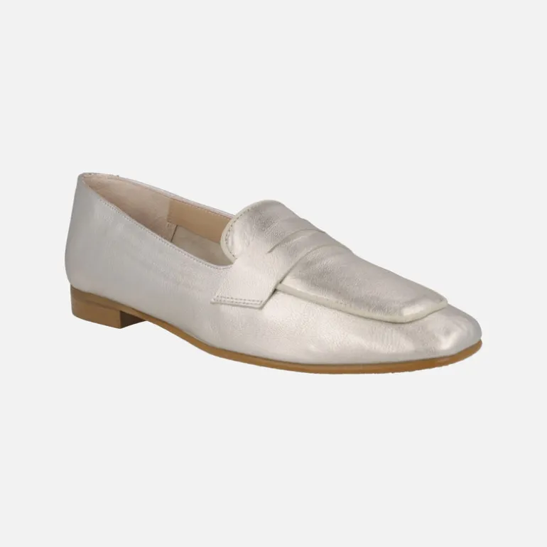 Mocasines con puntera cuadrada y antifaz