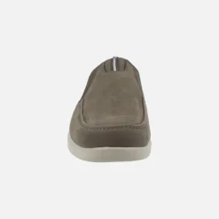 Mocasines confort en nobuck taupe con elásticos laterales
