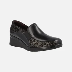 Mocasines confort para mujer en combinado negro y oro