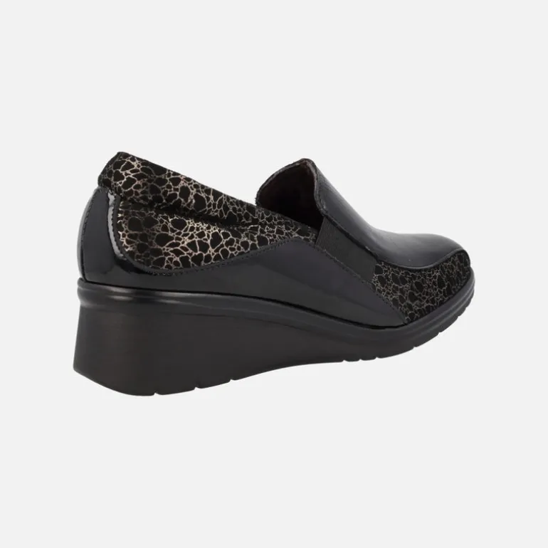 Mocasines confort para mujer en combinado negro y oro
