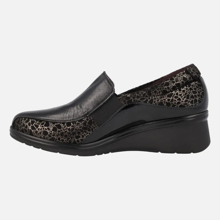 Mocasines confort para mujer en combinado negro y oro