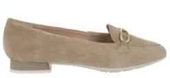 Mocasines de ante beige con adorno en la pala