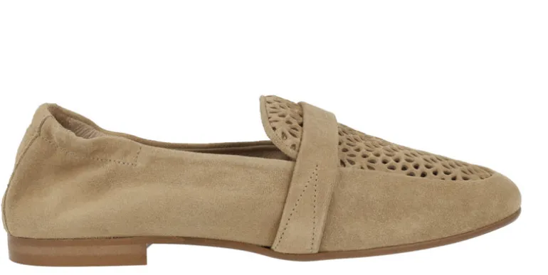 Mocasines de ante camel con pala troquelada para mujer