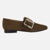 Mocasines de ante con maxi hebilla de carey