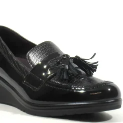 Mocasines de charol con borlas para mujer