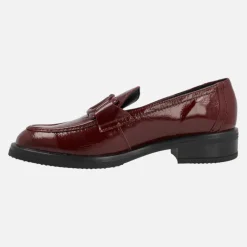 Mocasines de charol Viguera con adorno al tono
