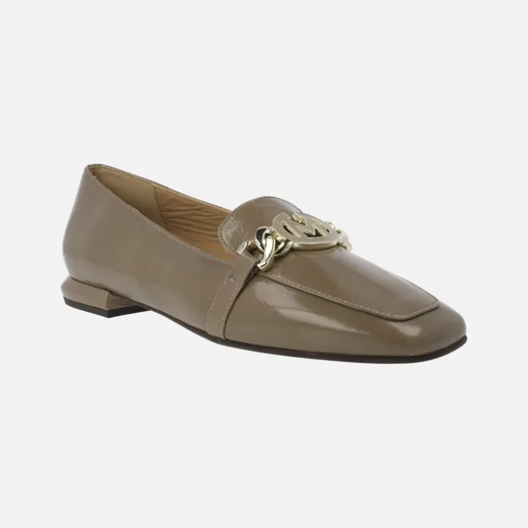 Mocasines de charol Yakarta