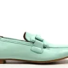Mocasines de piel con adorno de pasta al tono para mujer